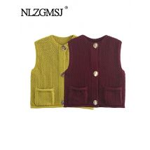 2025 herbst Frauen Mode Ärmellose Grobe Nadel Stricken Weste Pullover Weibliche Chic Große Taschen Patch Tasten Strickjacke Wai