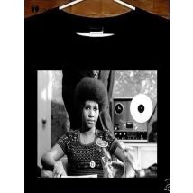 Aretha Franklin T Shirt; 1973 Aretha Franklin Tee Shirt T-Shirt Custom Aldult Teen Unisex Digital Printing Fashion Funny New
