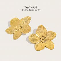 YACHAN 18K Gold Plated Stainless Steel Flower Stud Earrings for Women Vintage Luxury Statement Aesthetic Jewelry
