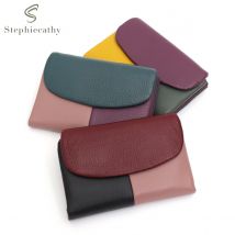Kurze Damen-Geldbörse aus echtem Rindsleder, Kontrastfarbe, Magnet, dreifach faltbar, Münzbörse, mehrere Kartenfächer, passend für Geldkarten, Münzen, tragbar, täglich