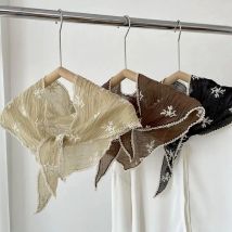 Französischer Spitzen-Dreiecksschal, elegantes Kopftuch für Frauen, bestickte Blumenspitze, Wickelhaarwickel, Halstuch, Bandanas für Mädchen, heiß