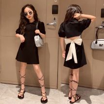 2024 mädchen Sommer Kleider Schwarz A-linie Weiß Bogen Muster Zurück Hohl Cut Sport Casual Kleid 14Y Kinder Mädchen Kleidung Vestido