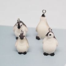 2/4Pcs Super Cute 3D Penguin Resin Charms Kawaii Statue Simulation Animal Keychain Earring Pendant DIY For Jewelry Make