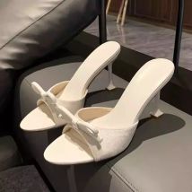 Damenschuhe Trend 2024, Sommer, elegante Frau, High Heels, offene Spitze, Fischmaul-Hausschuhe, modische Damenschuhe, Luxus-Party-Schuhe