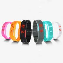 Nuovi orologi digitali a LED Color caramella in gomma siliconica Touch Screen orologi digitali donna uomo bambini bracciale orologio da polso sportivo