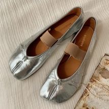Retro Round Split Toe Flat sneaker designer shoes Women Casual Loafer Soft Moccasin Fashion Tabi Ninja Mary Jane ballet shoes
