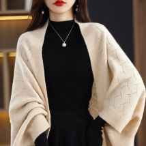 100% scialli lavorati a maglia di lana per le donne autunno inverno scava fuori Cardigan Cape Korea Fashion Pashmina sciarpa Warm Soft Cashmere Wrap