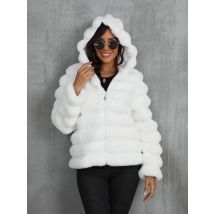 Weißer Pelzmantel für Frauen 2024 Herbst und Winter neuer Stil solide kurze Imitation Pelz Plüsch Kapuzen oberteil kurzes Oberteil warm und Trend