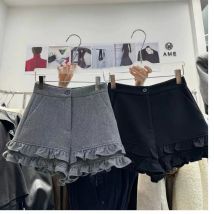 Lace oversized woolen shorts for autumn and winter 2025 high-end grey style high-waisted slimming wide-leg pants casual pants
