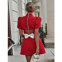 Mode Zurück Einreiher Aushöhlen Bogen Mini Kleid Elegante Feste Hohe Taille EINE Linie Kurze Kleider 2024 Neue Dame Party kleider