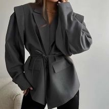Blazer frauen High Sense Frühling Herbst frauen Kleidung Temperament Pendeln Taille Spitze-up Schulter Gepolsterte Blazer Top