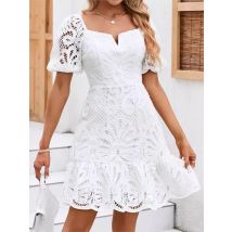 2025 sommer Neue Chic Aushöhlen Weiß Party Kleid Frauen Neue Sexy Spitze Mini Kleider Weibliche Vintage Elegante A-linie Kurze kleider