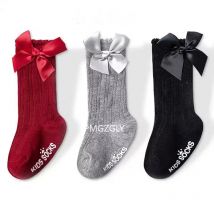 Rote Fliege Kniehohe Röhrensocken Mädchen Weihnachtsstrümpfe Säuglinge Kleinkinder Weiche Baumwolle Kinder Rutschfeste Bodensocken Baby Geschenk