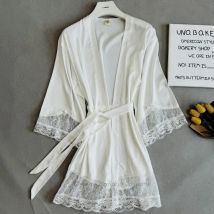Weiße Braut Hochzeit Morgenkleid Spitzensaum Bademantel Kimono Dame Elegante Nachtwäsche V-Ausschnitt Nachtwäsche Satin Intime Dessous