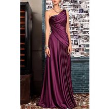 Maßgeschneidertes, elegantes, schulterfreies, gerüschtes, langes formelles Kleid aus Traubensatin, maßgeschneiderte bodenlange Abendkleider für besondere Anlässe