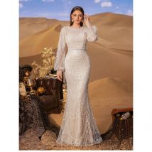 Elegante und luxuriöse Meerjungfrau-Abendkleider mit Pailletten und langen Ärmeln, verziert mit funkelnden Kristallperlen.