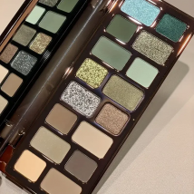 16-Farben-Lidschatten-Palette Matte Shimmer- und Sparkle-Effekte Highlight Mehrzweck-Make-up-Palette Smoky Eyes Premium Cosmetics