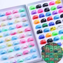 Großhandel 50 Teile/los Mode Elastische Silikon Luminous Sport Ring Schmuck für Frauen Männer Mischen Bunte Herz Schädel LIEBE Stil Geschenk