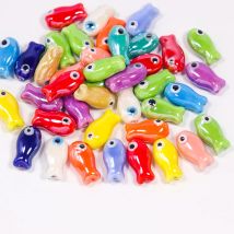 Bunte kleine Fische Keramikperlen für Schmuckherstellung DIY Ohrring Armband 10x18mm Fischförmige Keramikperlen Schmuckzubehör