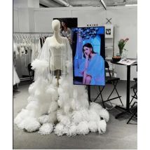 Weiße lange Tüll Brautkleid mit handgemachten Blume geschwollene Ärmel Hochzeit Maxi kleider Frauen Kleid Jacke Umhang benutzer definierte Farbe