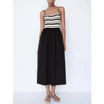 Damen Schlank Schlankes Strickkleid Langes Kleid Holiday Style Splicing Brust Halter Kleider Temperament Elegante Frauen's