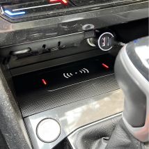 Für Volkswagen Tiguan MK2 Allspace Tharu 2017-2021 15W Auto Drahtlose Ladegerät Schnell Ladegerät Telefon Halter Zubehör