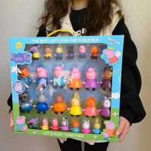 Peppa Pig, niña, cuatro personas, muñeca de juguete, traje de niño y infantil