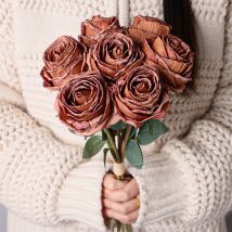 Luxuriöser künstlicher Rosenstrauß, fühlen sich echt an, künstliche Rosen für Hochzeitsdekoration, elegante Tischdekoration für Zuhause, Arrangement aus Seidenblumen