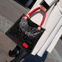 Neue Damen-Einkaufstasche aus Rindsleder, modische und vielseitige Hand-Umhängetasche mit großem Fassungsvermögen und Buchstabendruck