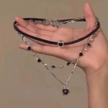 Gothic Y2K Multi Layer Schwarz Pfirsich Herz Anhänger Halsband Schlüsselbein Kette Halskette Für Frauen Mädchen Ästhetischen Schmuck Zubehör