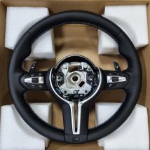 Volante adatto per BMW F30 F31 F36 F10 F11 F20 F23 con materiale in pelle Accessori per auto sterzo sportivo M Performance