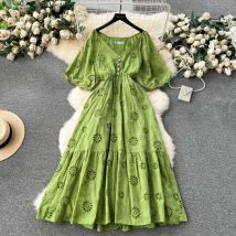 Retro Elegante Stickerei Aushöhlen V-ausschnitt Chiffon Kleid A-linie Langarm Casual Hohe Taille Kleid Frauen Sommer Kleidung