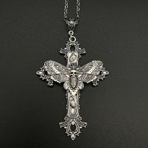 Große Motten-Kreuz-Halskette mit Anhänger, floraler filigraner viktorianischer Vintage-Gothic-Stil, tolles Geschenk für Sie, Schutz-Amulett