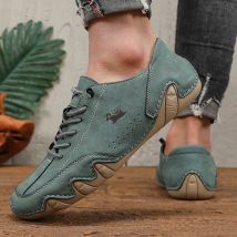 Frühling Männer Low Cut Leder Sneaker Weichen Sohlen Faulenzer Anti Slip Flachen Boden Casual Schuhe Große Größe Zapatillas Para Hombre 2025