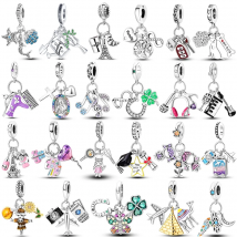 Versilbert Glücksklee Charms Reise Flugzeug Schmetterling Katze Perlen Fit Armreif Original Armbänder Frauen DIY Edlen Schmuck Geschenk