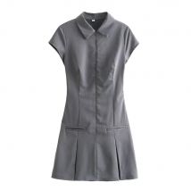 2024zar * Frühling/Sommer heißer Verkauf neuer Damen bekleidung Stil vielseitige Slim Fit Flip Kragen breites plissiertes kurzes Kleid