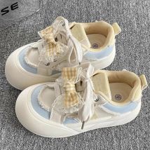 Koreanischer Stil 2025, Frühlings-Damen-Turnschuhe mit Dopamin-Schleife, Plattform, klobige weiße Brotschuhe, Sommer, niedliche, vielseitige flache Schuhe mit dicker Sohle