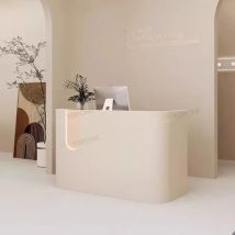 Weißer Empfangstresen, gebogene Möbel für Schönheitssalons, kleiner Fronttheke für Spa-Klinik, Großhandel, kleine MOQ-Büromöbel