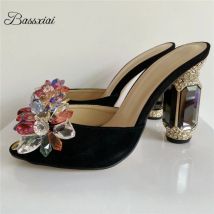 Bunte Strass-Perlen-Blumen-Sandalen Damen Luxus Wildleder Diamant High Heel Slingbacks Sommer Mules für Mädchen