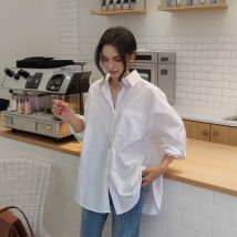 Camicia oversize bianca da donna minimalista autunno 2025 Manica intera Basic Button up Camicetta stile coreano con tasca per donna
