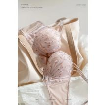 Designer-BH aus französischer Spitze MOYISU – Kawaii Push-Up-Bralette, kabellos, Anti-Durchhängen, bestickte Dessous für Petite Winter Sexy Set