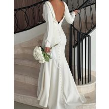 Fashion O-neck Long Sleeve Evening Dress Lady Elegant Backless Button Mermaid Dress Sexy Hollow Out Solid Color White Long Dress