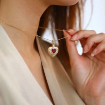 Luxus Mode rot Zirkon herzförmige Anhänger Halskette für Frauen neue exquisite Schmuck Halskette Accessoires Großhandel Geschenk