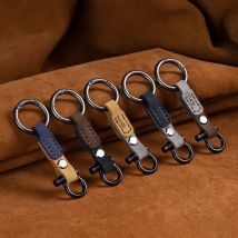 Laser-Schlüsselanhänger mit individuellem Namen, Retro-Auto-Schlüsselanhänger, personalisierbar, Text-Schlüsselanhänger, Ringkopfschicht, echtes Rindsleder, Spule, Hufeisenschnalle