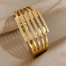 Greatera Stainless Steel Chunky Geometric Wide Bangles Bracelets for Women Gold Plated Metal Bracelet Waterproof Jewelry 2023