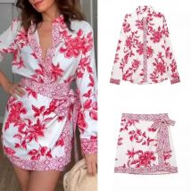 Herbst Neues Produkt Damen Urlaub Strand Set Retro Emblem Muster Blumendruck Hemd Hohle Blume Mini Wickelrock