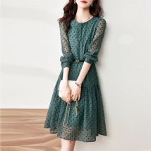 Französisch Polka Dot Sommerkleid Frauen neue Premium fühlen sich einzigartig über Knie Langarm Kleid Streetwear Kleid für Frauen