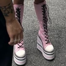 Plattform Dicke Untere Stiefel Kniehohe Schnürung Süße Punk Rock Neuheit Mode Mischfarbe Super Hohe Frauen Schuhe Neue runde Kappe