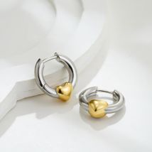 Minimalistische Huggies-Ohrringe aus 18 Karat vergoldetem, rundem Kreis aus Edelstahl für Damen, niedliche doppelte Farben, Herzanhänger, Ohrschnallen