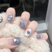 24 Stück kurze süße Wolke Liebe Aurora Schleife künstliche Nägel kurze volle Abdeckung Farbverlauf blau falscher Nagel abnehmbare wiederverwendbare Press-on-Nagelkunst